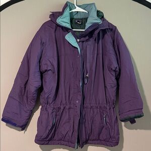 Vintage 90's Patagonia Women's Purple Puffer Jacket Medium